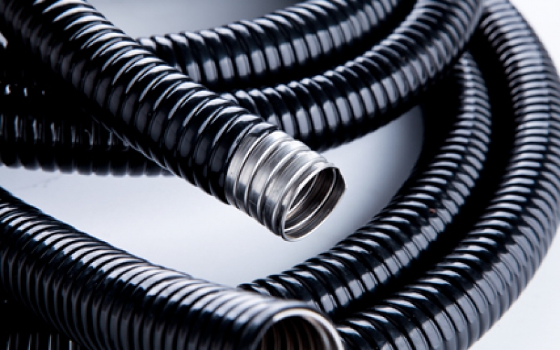 304不銹鋼雙扣包塑管有哪些優(yōu)勢？